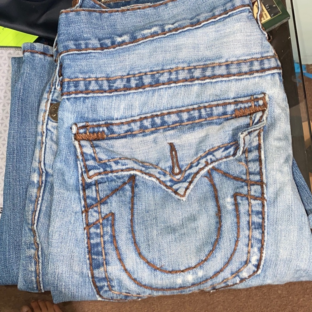 True religion jeans torn messy style size 34